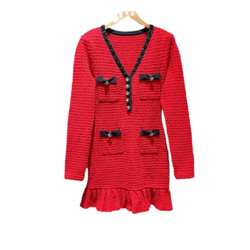 Early spring style Poinsettias with contrasting edges bow V-neck knitted diamond buckle short dress